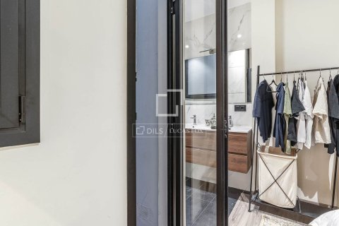Apartment for sale in Barcelona, Spain 1 bedroom, 45 sq.m. No. 164878 - photo 15