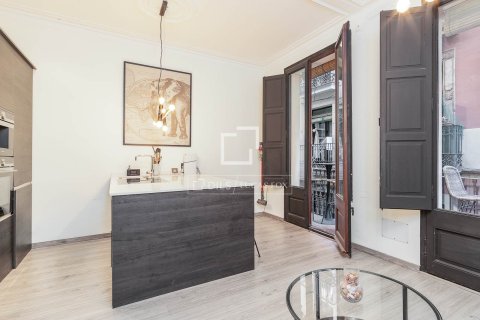 Apartment for sale in Barcelona, Spain 1 bedroom, 45 sq.m. No. 164878 - photo 16
