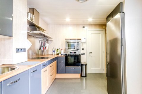 Продажа квартиры в Ситжес, Барселона, Испания 3 спальни, 163м2 №164876 - фото 11