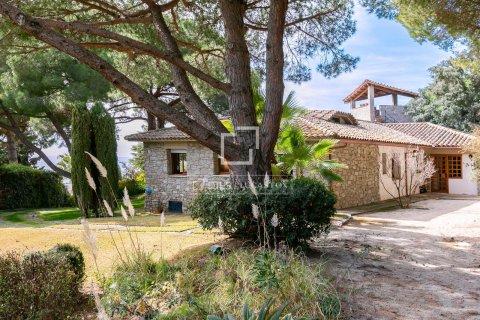 Villa for sale in Premia De Dalt, Barcelona, Spain 8 bedrooms, 578 sq.m. No. 164879 - photo 9