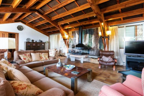 Villa for sale in Premia De Dalt, Barcelona, Spain 8 bedrooms, 578 sq.m. No. 164879 - photo 19