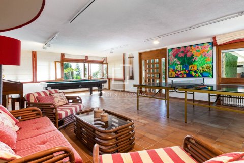 Villa for sale in Premia De Dalt, Barcelona, Spain 8 bedrooms, 578 sq.m. No. 164879 - photo 13