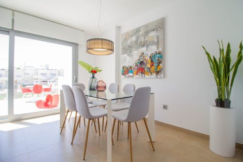 Bungalow à vendre à Vistabella, Alicante, Espagne, 2 chambres, 81 m2 No. 188595 - photo 27