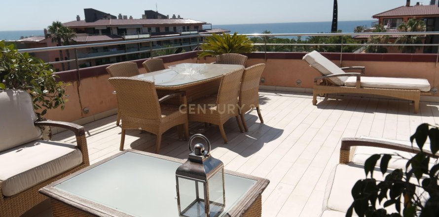 Wohnung in Gava, Barcelona, Spanien 3 Schlafzimmer, 151 m2 Nr. 168517
