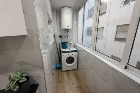 Продажа квартиры в Торревьеха, Аликанте, Испания 2 спальни, 94м2 №149710 - фото 20