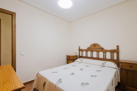 Bungalowi myytävänä La Mata, Alicante, Espanja, 2 makuuhuonetta, 75 m2 No. 149711 - kuva 30