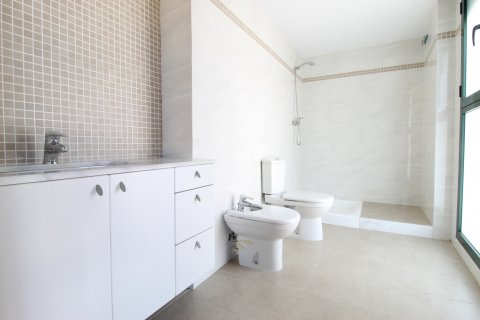 Apartamento en venta València, España 3 dormitorios, 106 m2 No. 108103 - foto 18