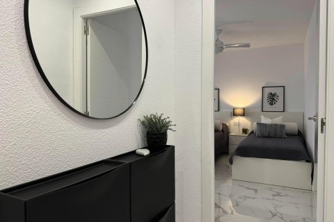 Продажа квартиры в Торревьеха, Аликанте, Испания 4 спальни, 111м2 №144141 - фото 8