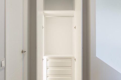 Продажа квартиры в Дения, Аликанте, Испания 2 спальни, 80м2 №189080 - фото 30