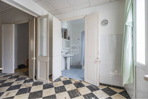 Apartment for sale in Mahon, Menorca, Spain 2 bedrooms, 95 sq.m. No. 149413 - photo 8