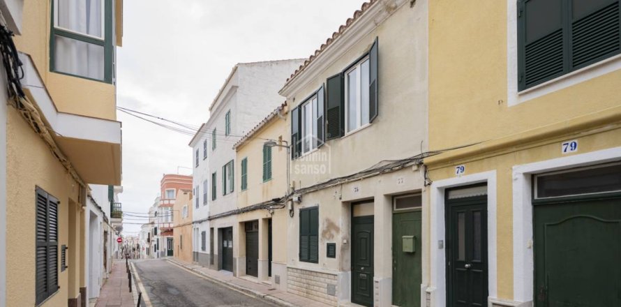 Apartment in Mahon, Menorca, Spain 2 bedrooms, 95 sq.m. No. 149413