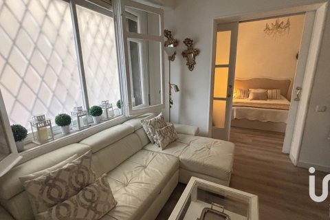 Huoneisto myytävänä Barcelona, Espanja, 4 makuuhuonetta, 112.3 m2 No. 173297 - kuva 25