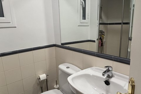 Huoneisto myytävänä Barcelona, Espanja, 4 makuuhuonetta, 112.3 m2 No. 173297 - kuva 10