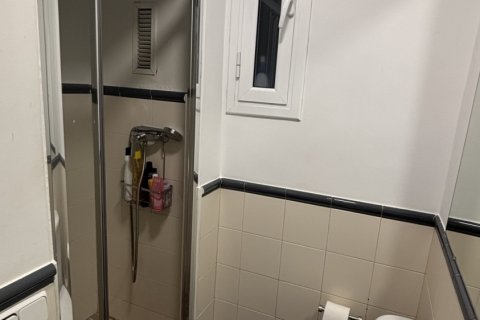 Huoneisto myytävänä Barcelona, Espanja, 4 makuuhuonetta, 112.3 m2 No. 173297 - kuva 11