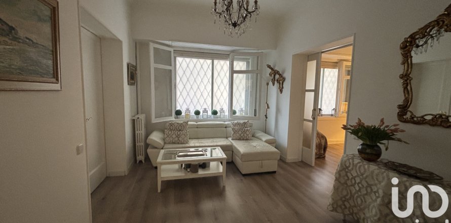 Huoneisto Barcelona, Espanja 4 makuuhuonetta, 112.3 m2 No. 173297