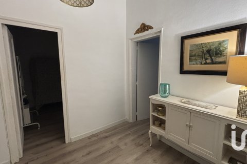 Huoneisto myytävänä Barcelona, Espanja, 4 makuuhuonetta, 112.3 m2 No. 173297 - kuva 20
