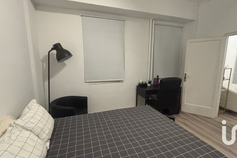 Huoneisto myytävänä Barcelona, Espanja, 4 makuuhuonetta, 112.3 m2 No. 173297 - kuva 17