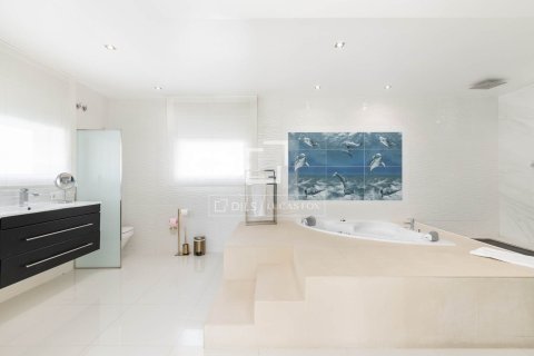 Villa à louer à Castelldefels, Barcelona, Espagne, 7 chambres, 496 m2 No. 151008 - photo 19