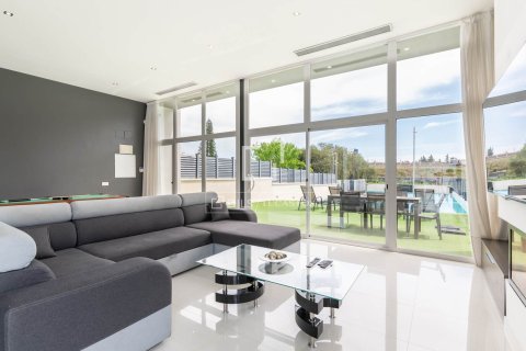 Villa à louer à Castelldefels, Barcelona, Espagne, 7 chambres, 496 m2 No. 151008 - photo 6