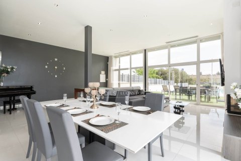 Villa à louer à Castelldefels, Barcelona, Espagne, 7 chambres, 496 m2 No. 151008 - photo 8