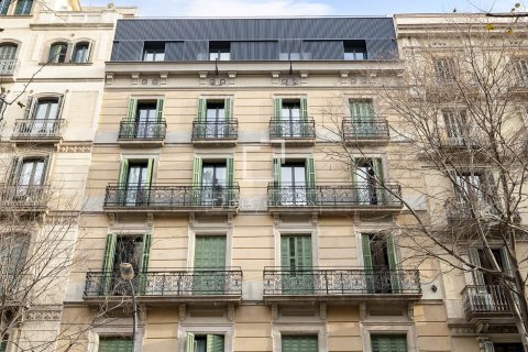 Apartment à louer à Barcelona, Espagne, 2 chambres, 57 m2 No. 151010 - photo 29