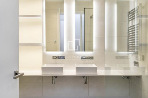 Dzīvoklis īrēšanai Barcelona, Spānijā 3 istabas, 163 m2 Nr. 151013 - attēls 22