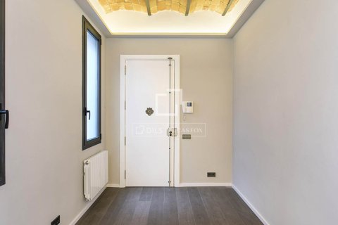 Dzīvoklis īrēšanai Barcelona, Spānijā 3 istabas, 163 m2 Nr. 151013 - attēls 24
