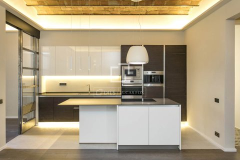 Dzīvoklis īrēšanai Barcelona, Spānijā 3 istabas, 163 m2 Nr. 151013 - attēls 2