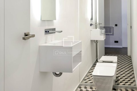 Dzīvoklis īrēšanai Barcelona, Spānijā 3 istabas, 163 m2 Nr. 151013 - attēls 9