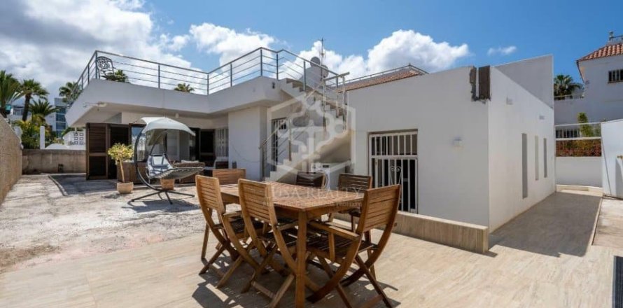 Villa i Adeje, Tenerife, Spanien 2 sovrum, 78 kvm. Nr. 196302