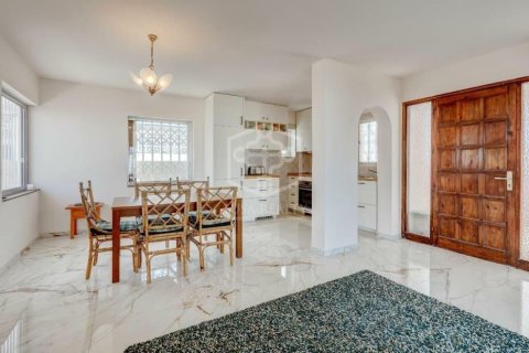 Villa till salu i Adeje, Tenerife, Spanien 2 sovrum, 78 kvm. Nr. 196302 - foto 3