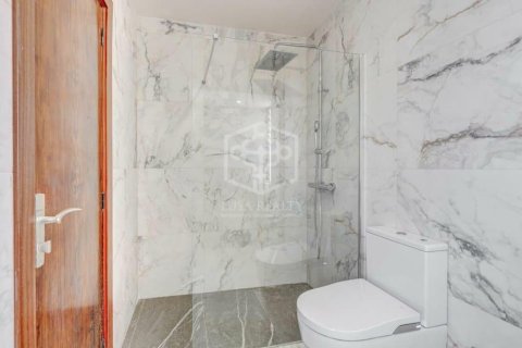 Villa till salu i Adeje, Tenerife, Spanien 2 sovrum, 78 kvm. Nr. 196302 - foto 14