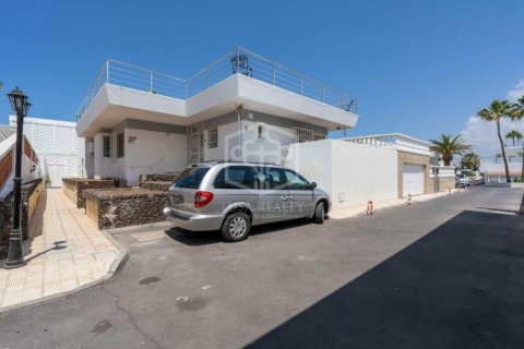 Villa till salu i Adeje, Tenerife, Spanien 2 sovrum, 78 kvm. Nr. 196302 - foto 25