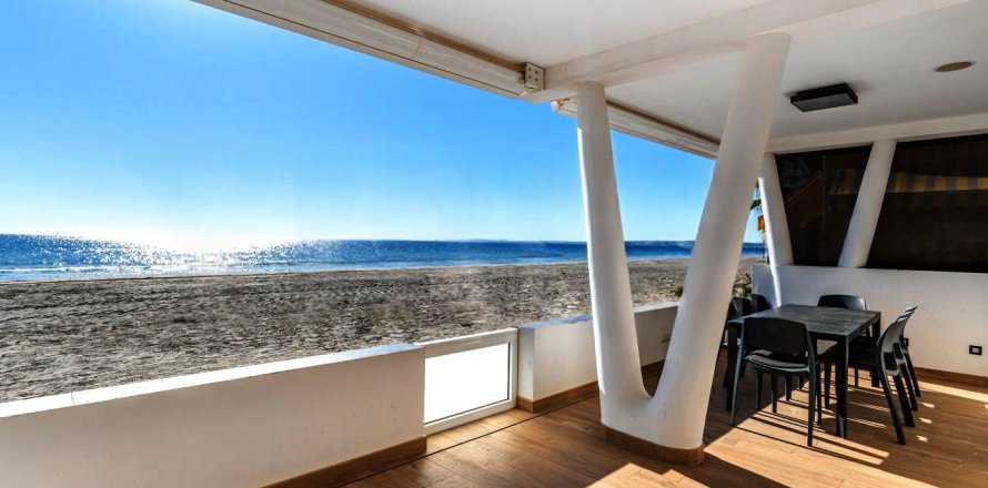Villa i Santa Pola, Alicante, Spanien 5 sovrum, 260 kvm. Nr. 196308