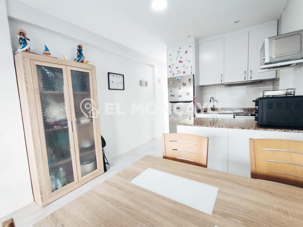 Apartment in Torrevieja, Alicante, Spain 1 bedroom, 38 sq.m. No. 183844