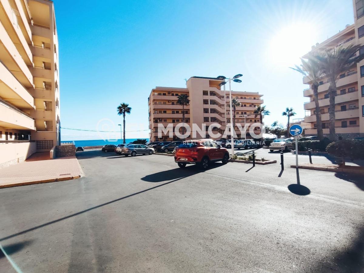 Apartment in Torrevieja, Alicante, Spain 1 bedroom, 38 sq.m. No. 183844
