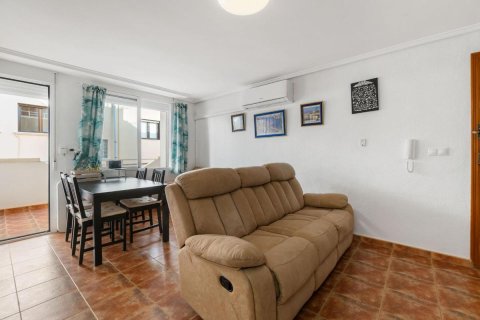 Apartment à vendre à Torrevieja, Alicante, Espagne, 3 chambres, 68 m2 No. 183846 - photo 3