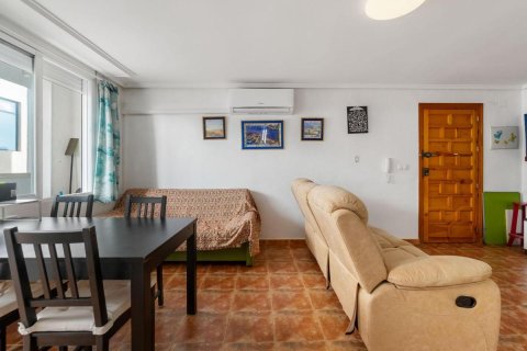Apartment à vendre à Torrevieja, Alicante, Espagne, 3 chambres, 68 m2 No. 183846 - photo 2