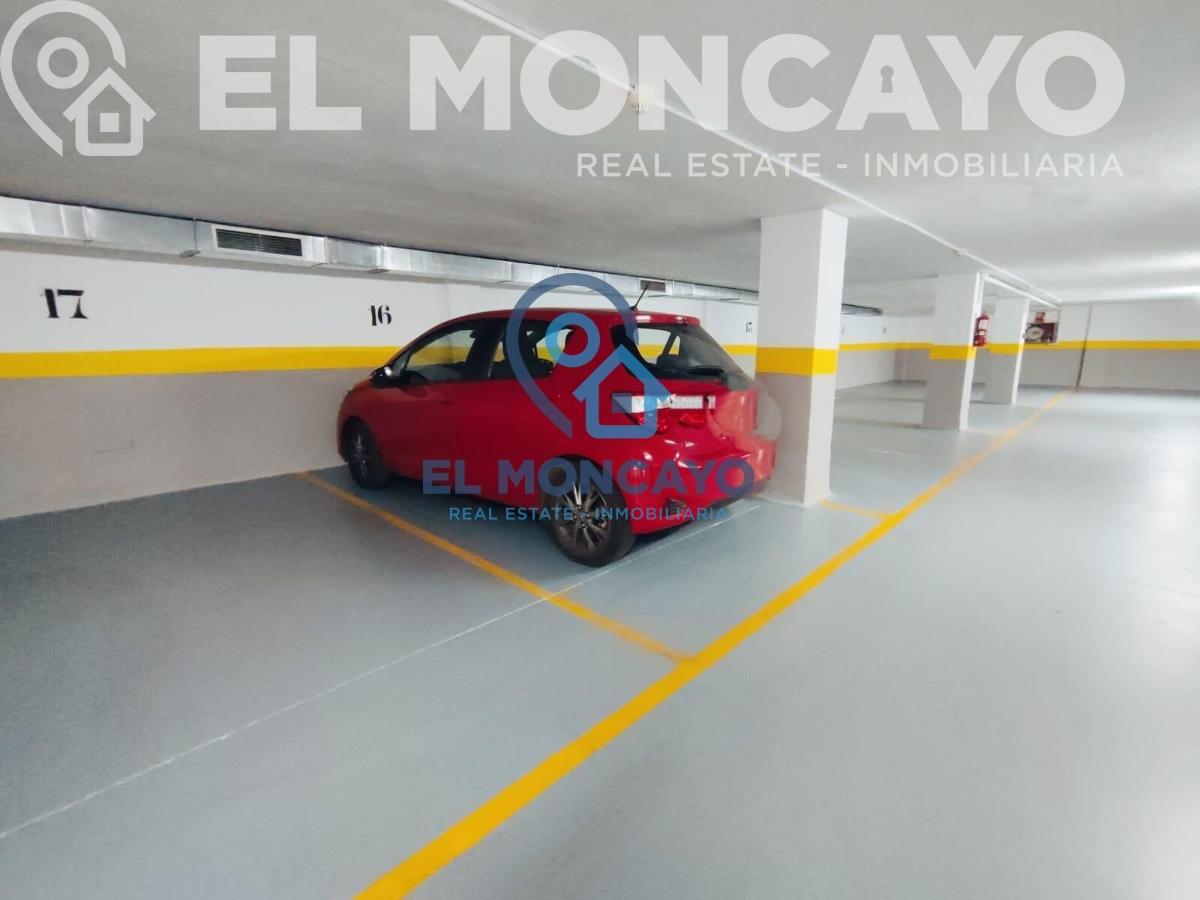 Garage in Guardamar del Segura, Alicante, Spain No. 183845