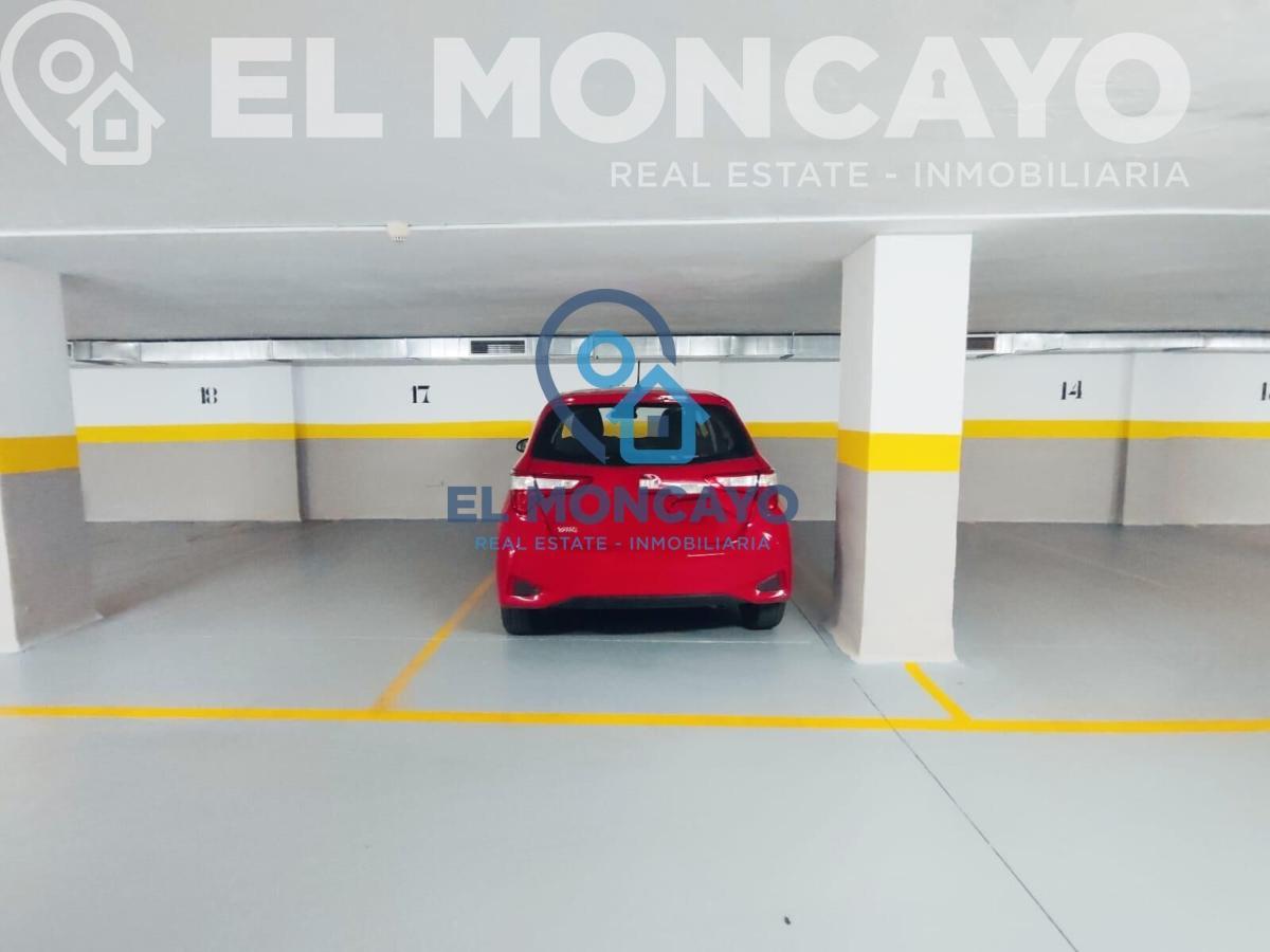 Garage in Guardamar del Segura, Alicante, Spain No. 183845