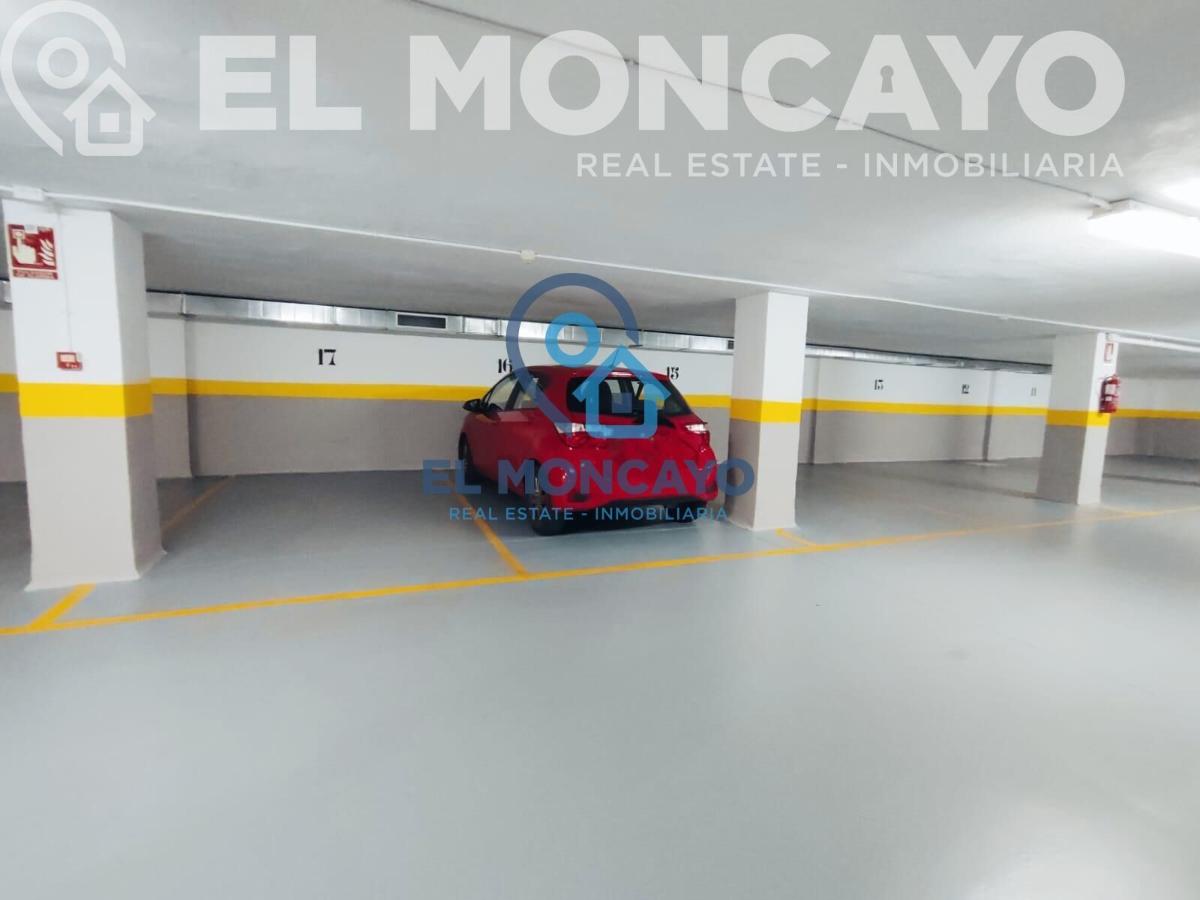 Garage in Guardamar del Segura, Alicante, Spain No. 183845
