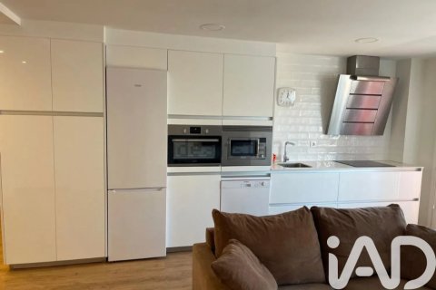 Apartment for sale in Vitoria-Gasteiz, Alava, Spain 3 bedrooms, 99 sq.m. No. 172250 - photo 2