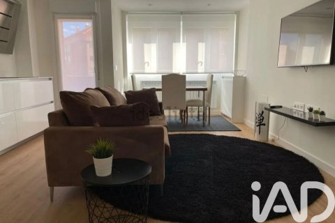 Apartment in Vitoria-Gasteiz, Alava, Spain 3 bedrooms, 99 sq.m. No. 172250