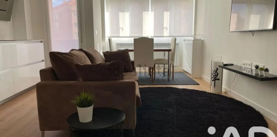 Apartment in Vitoria-Gasteiz, Alava, Spain 3 bedrooms, 99 sq.m. No. 172250