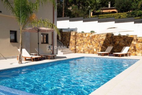 Willa w Lloret de Mar, Girona, Hiszpania 9 sypialni, 334 mkw. nr 176959 – zdjęcie 13