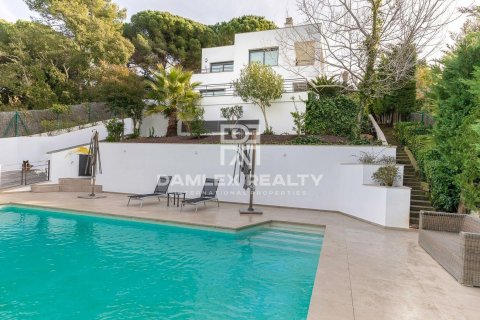 Willa w Lloret de Mar, Girona, Hiszpania 4 sypialnie, 337 mkw. nr 176958