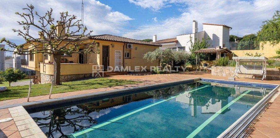 Dom w Platja D'aro, Girona, Hiszpania 6 sypialni, 291 mkw. nr 176963