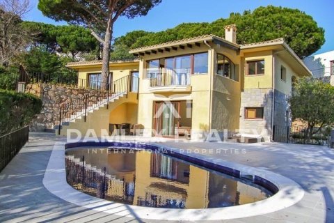 Willa w Lloret de Mar, Girona, Hiszpania 4 sypialnie, 260 mkw. nr 176961