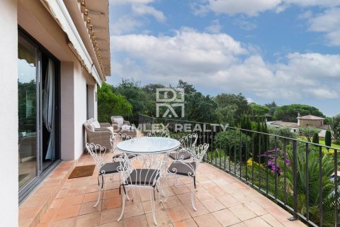 Dom w Platja D'aro, Girona, Hiszpania 4 sypialnie, 345 mkw. nr 176962 – zdjęcie 16