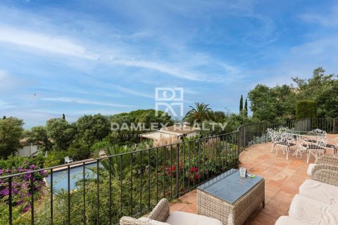Dom w Platja D'aro, Girona, Hiszpania 4 sypialnie, 345 mkw. nr 176962 – zdjęcie 10
